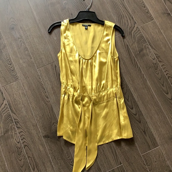 Gold tank - Picture 2 of 3